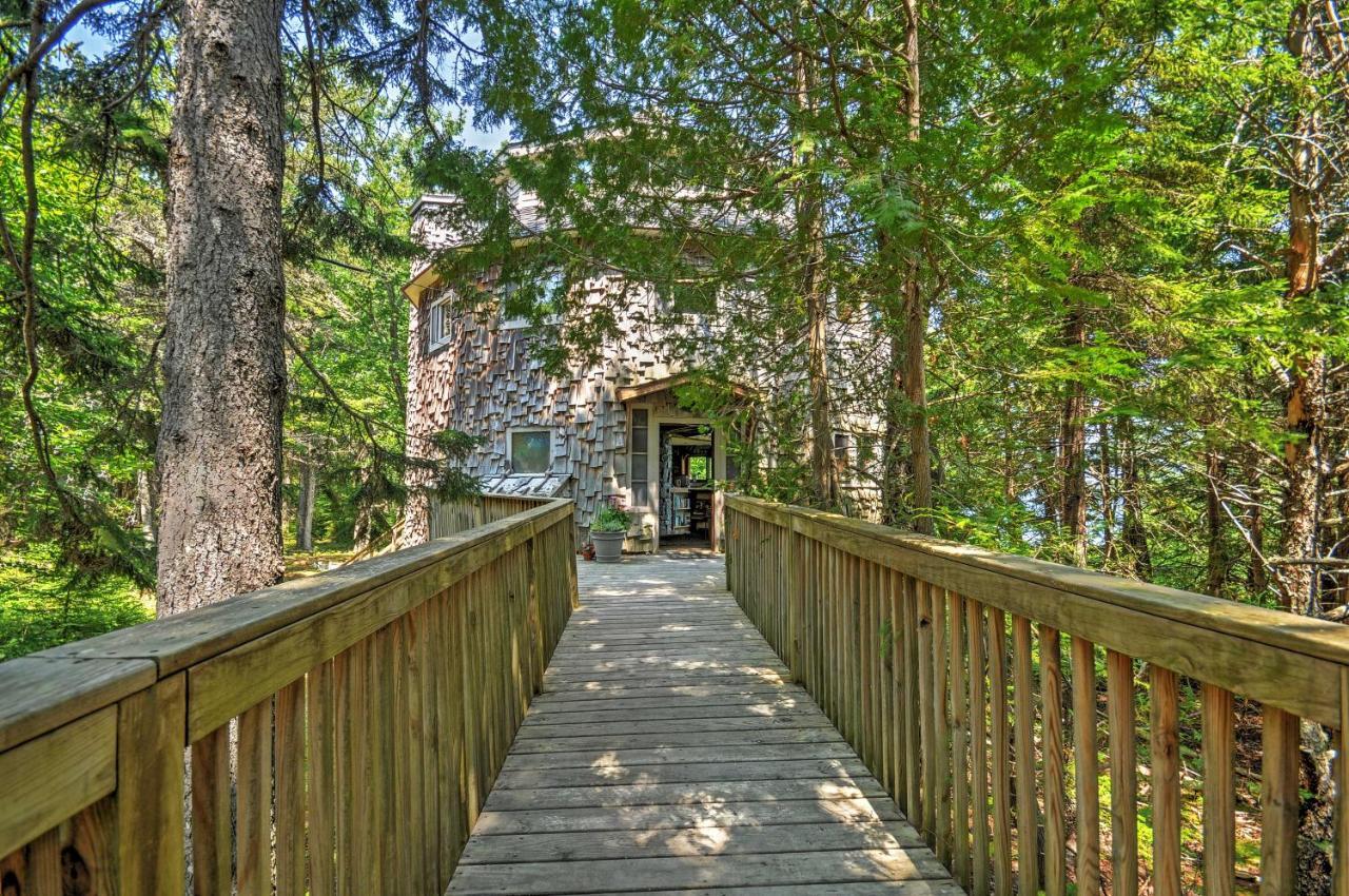 Villa Dragonwood Castle On Waterfront With Stunning View Prospect Harbor Exterior foto